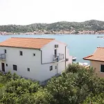 Apartment By The Sea - Murter - 5142