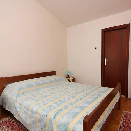 Apartment By The Sea Tisno, Murter - 5142 Tisno